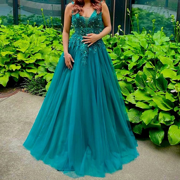 Camille La Vie Dresses A Beautiful Prom Dress Poshmark